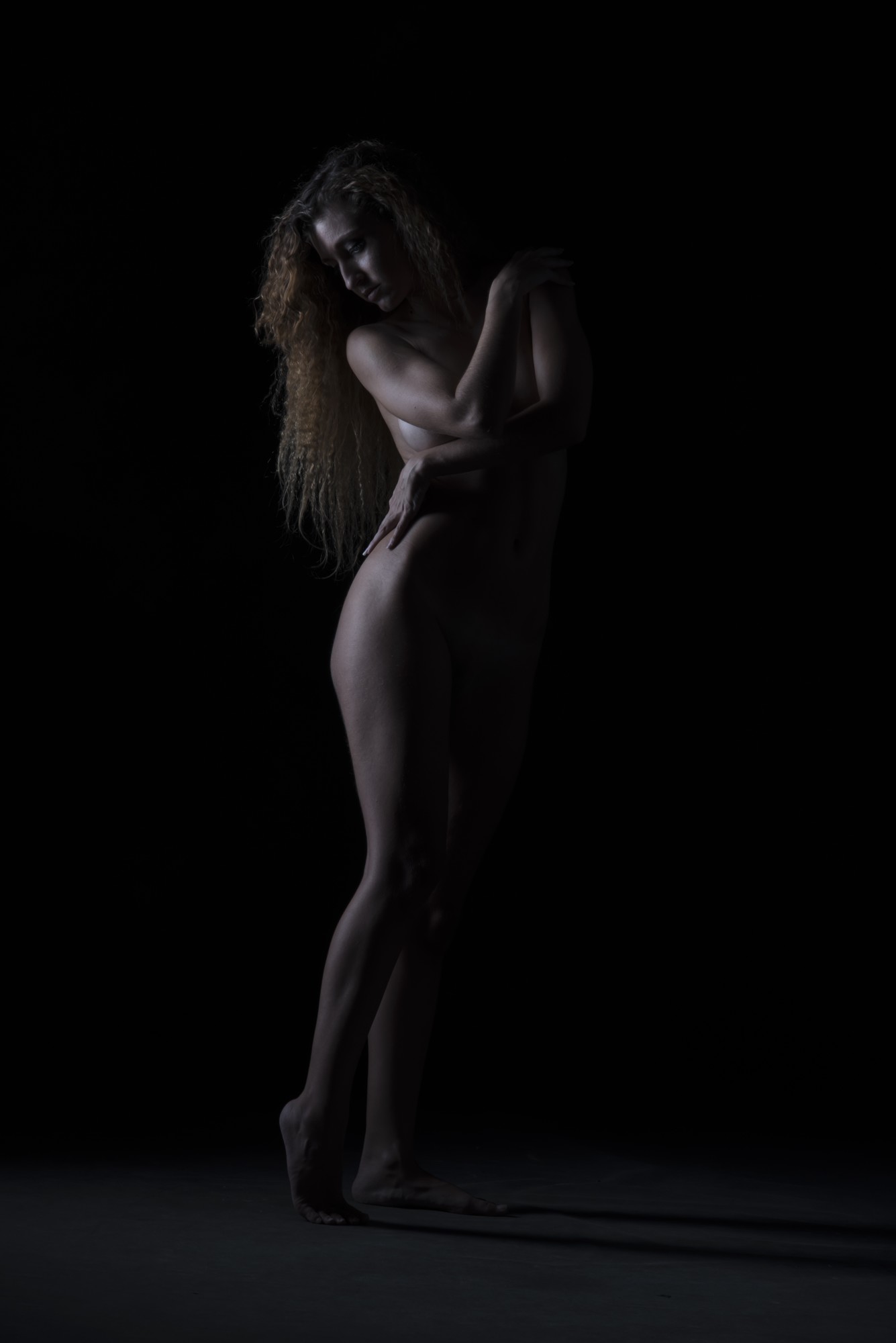 Desnudo en estudio fotográfico